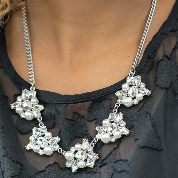 Paparazzi Spring Collection - Picture 1 of 5